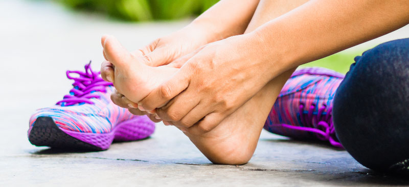Natural Treatment for Plantar Fasciitis, Including 5 Key Stretches